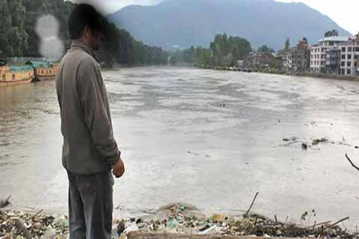 CWC ‘dumps’ plan to build early flood warning system in J&K