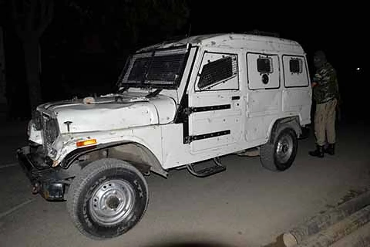 Forces, militants exchange fire in Bijbehara