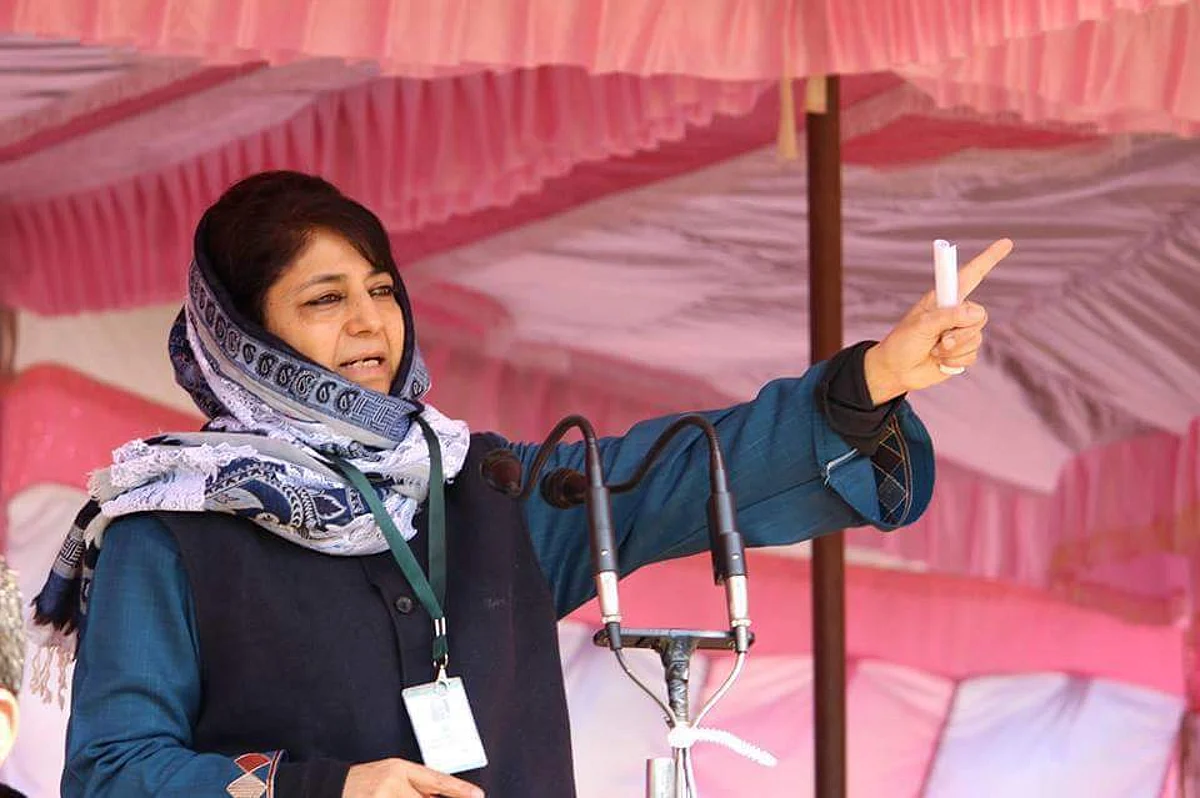 Connecting people my mission: Mehbooba to visiting Muzaffarabad delegation