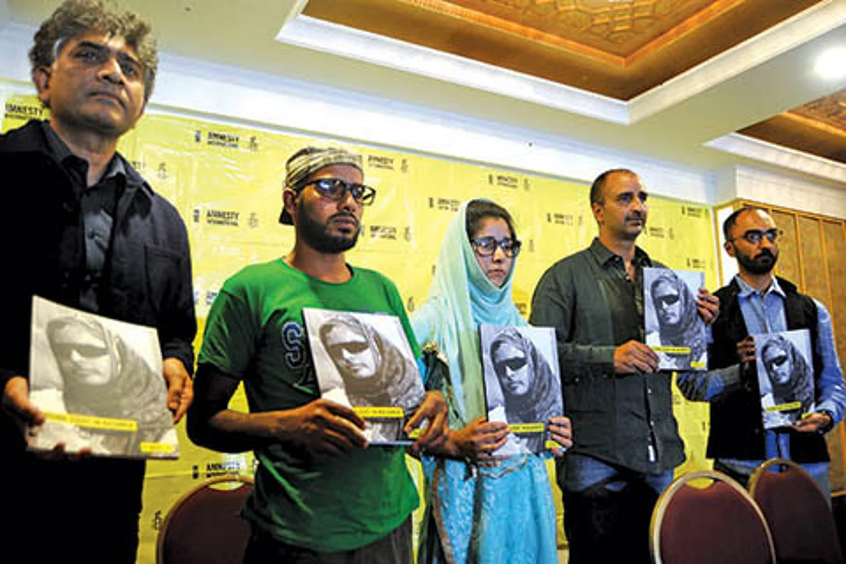 Amnesty calls for immediate ban on pellet guns