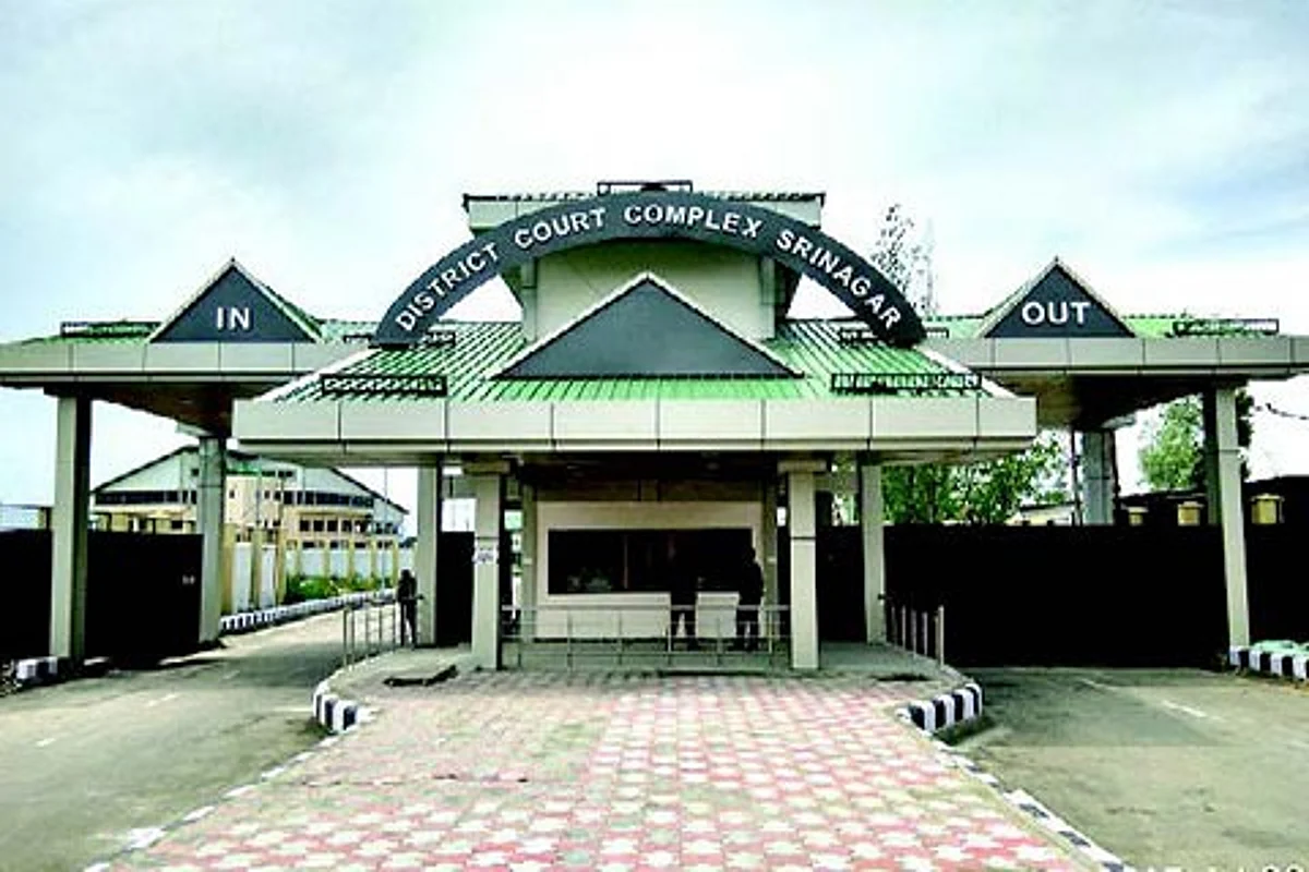 Lawyers boycott work against summoning of HCBA president