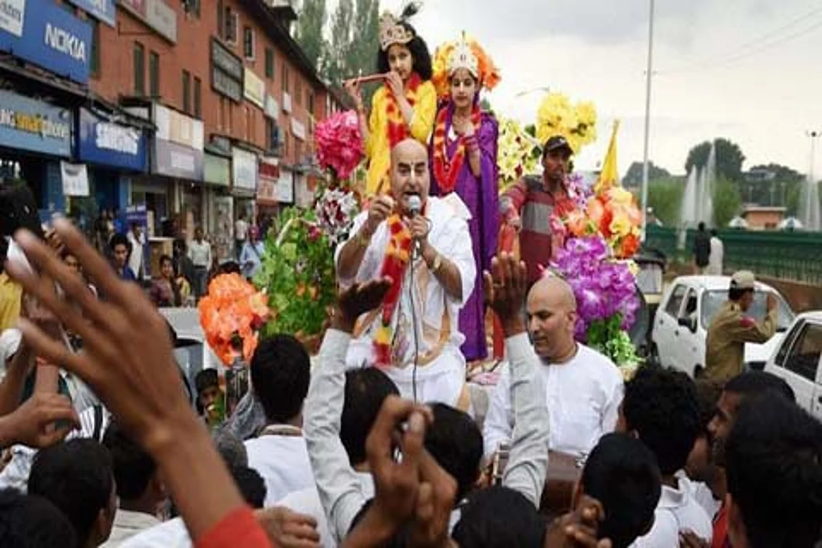 Playing the Pandit card