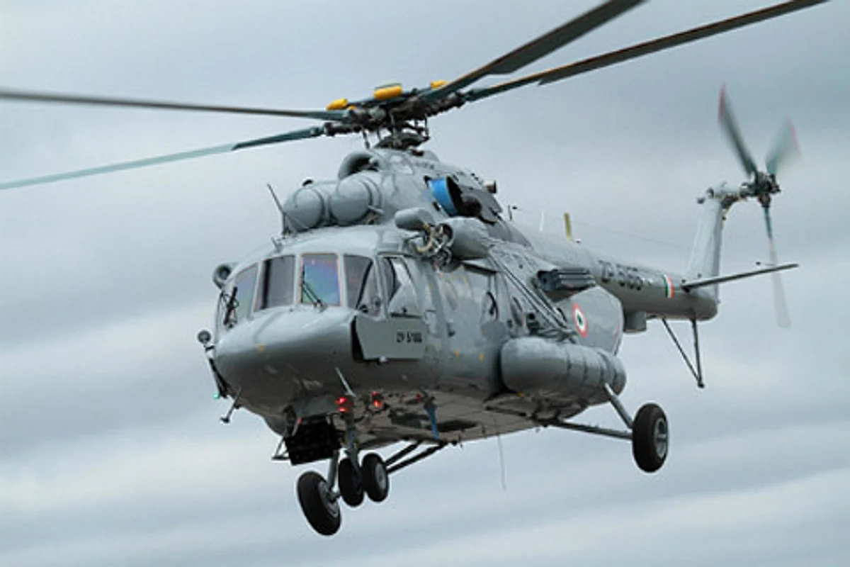 IAF gets first batch of 4 Apache attack helicopters from US