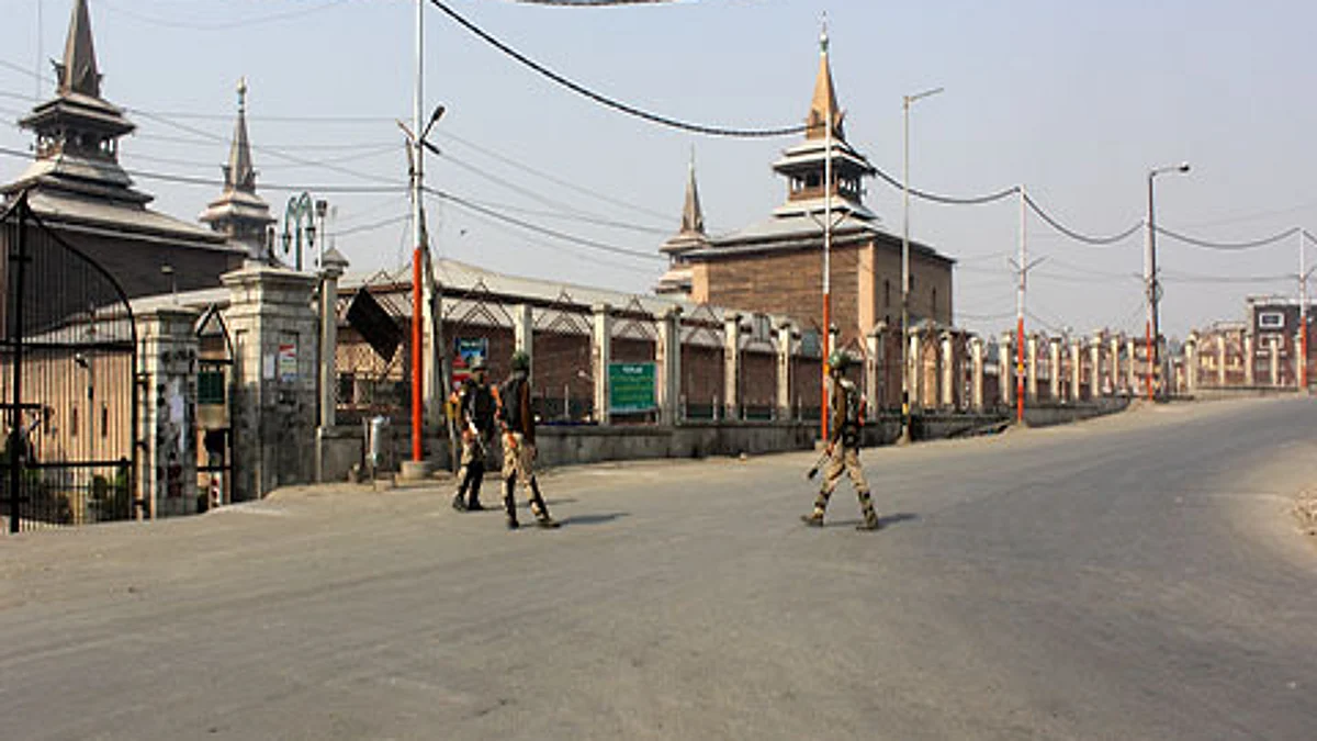 No group prayers held on Friday in Kashmir
