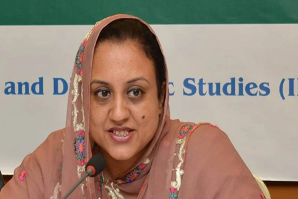 Kashmir-born Pakistani woman Farhat Asif wins N-Peace Award