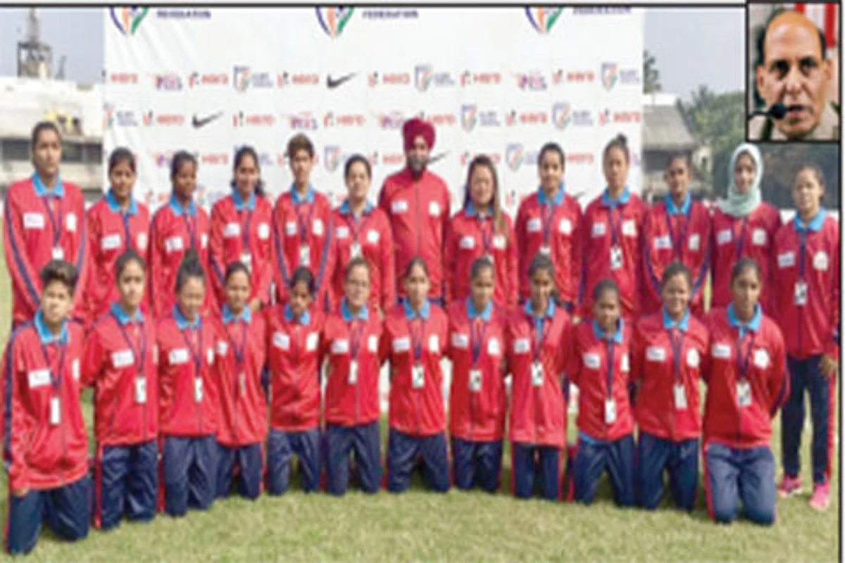 JK women’s football team members meet Rajnath Singh
