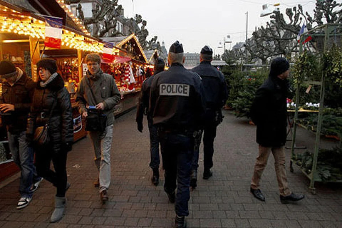 Ex-US marine arrested for planning Christmas attack