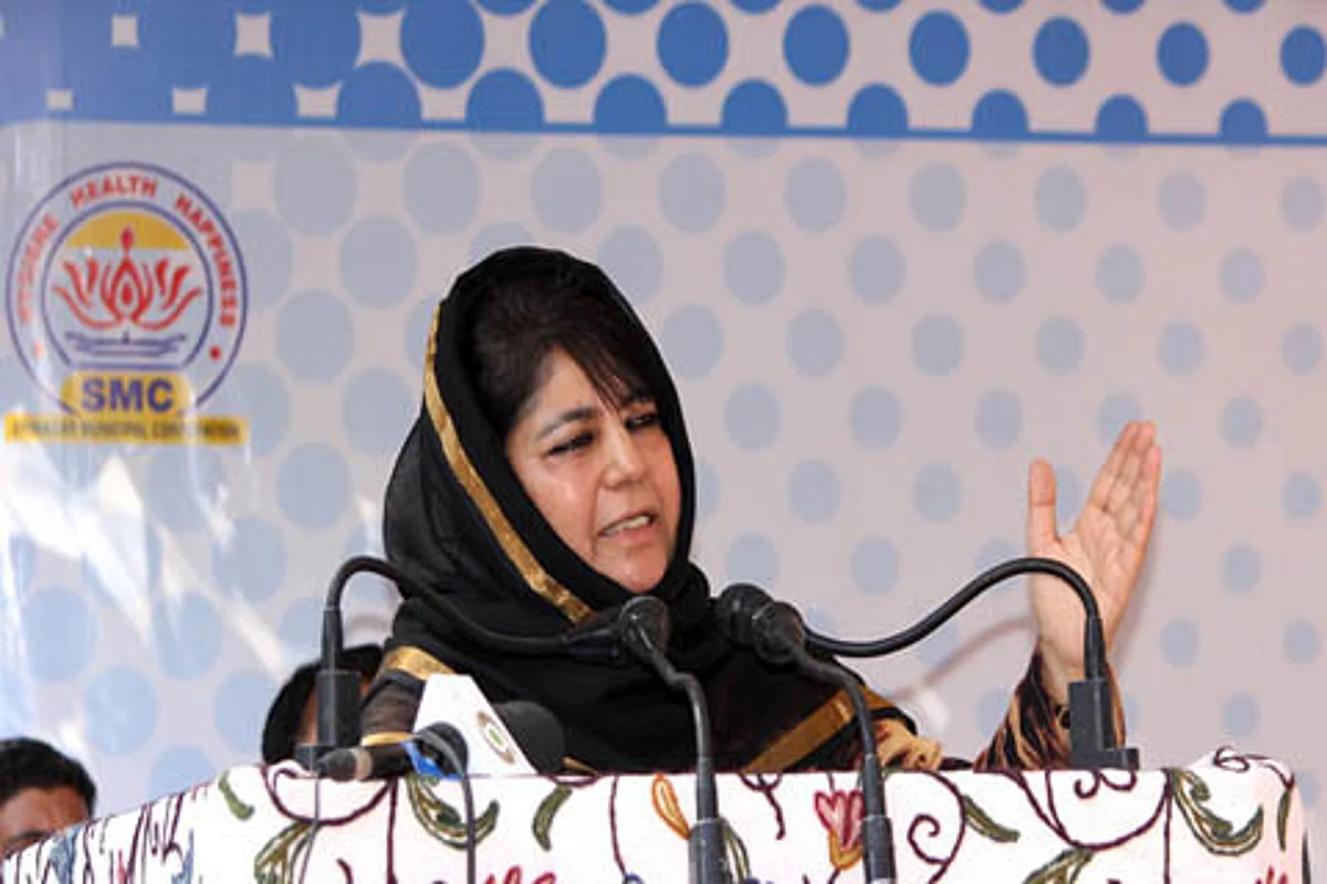 In a first, Mehbooba tweets in Hindi, asks Pakistan to give fair trial to Kulbushan Jadav