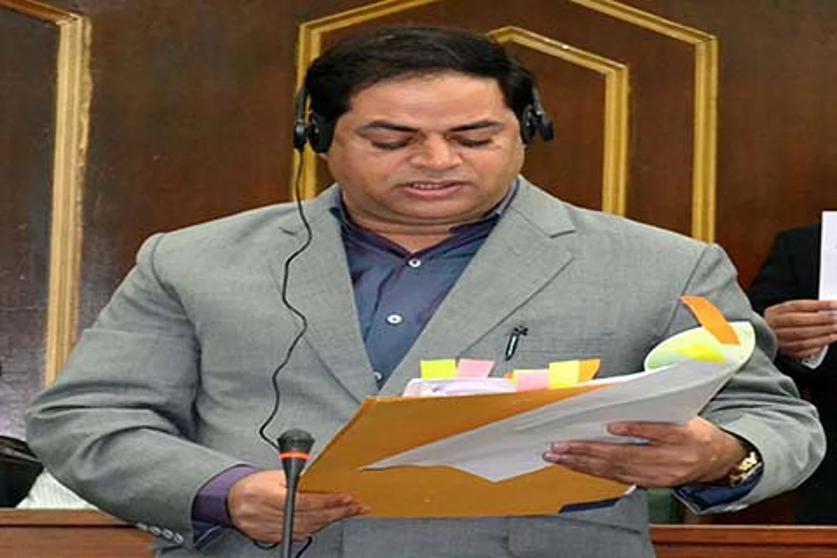 Unemployment makes educated youth to take to streets: Congress leader