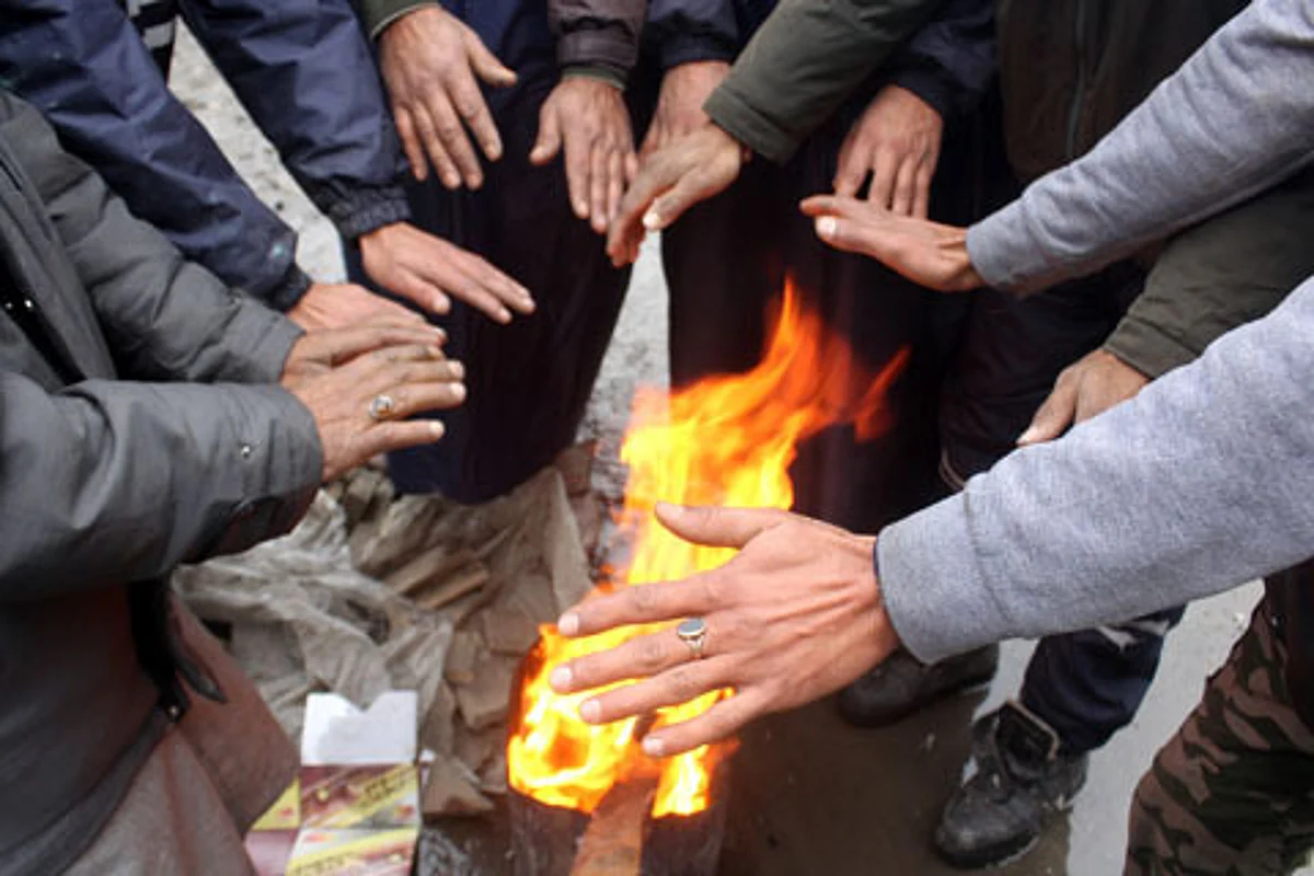 Night temperatures improve in Srinagar; fall in Pahalgam and Gulmarg (File pic)