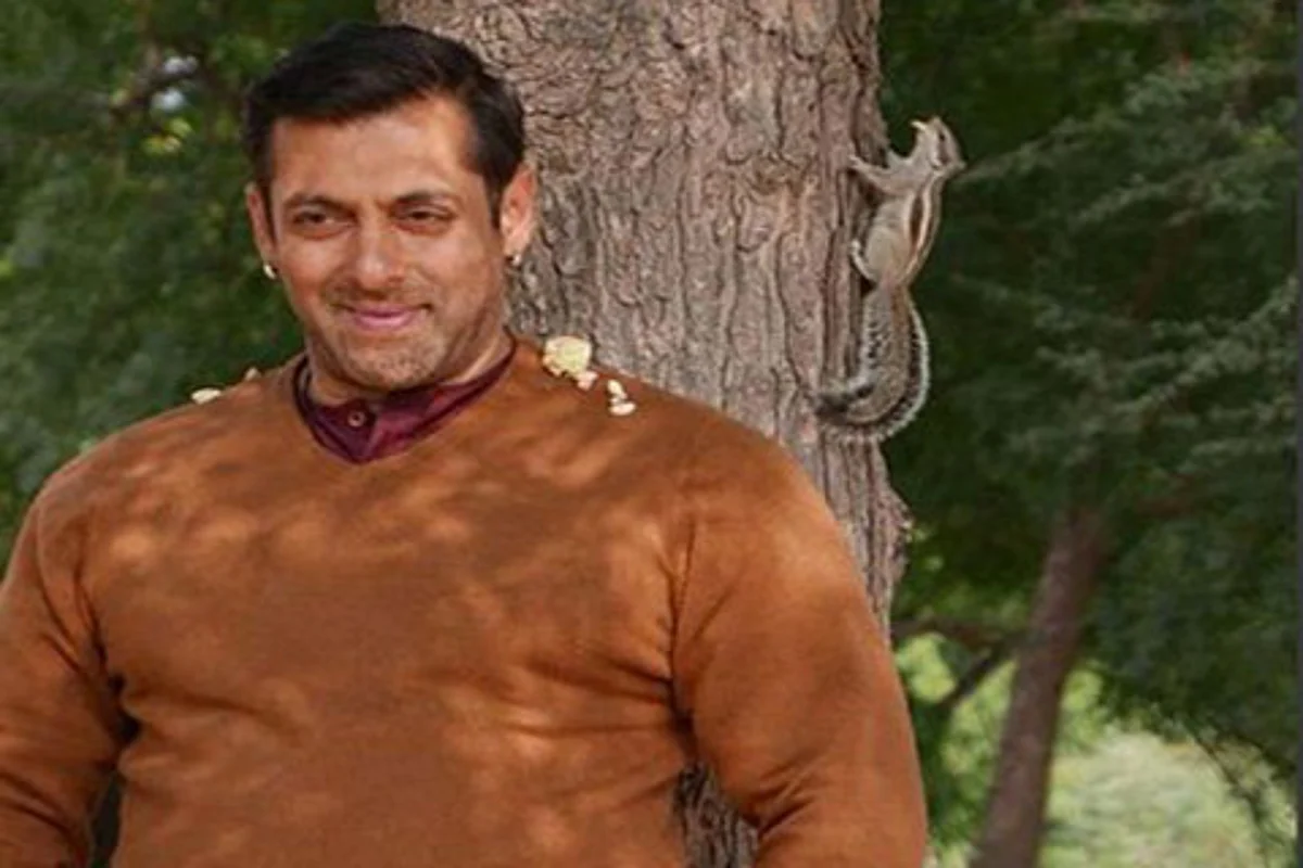 Salman released from jail after getting bail in poaching case