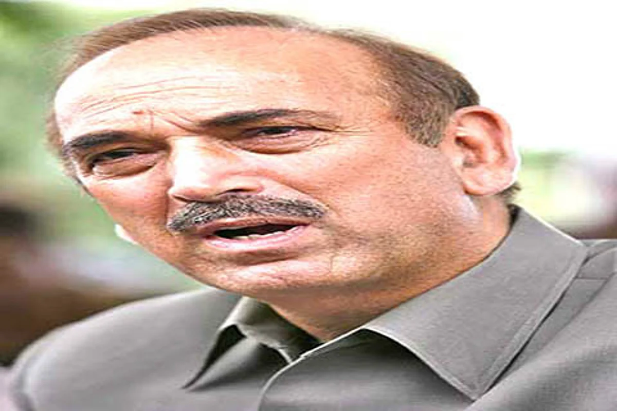 Azad, others greet people on Ramadhan