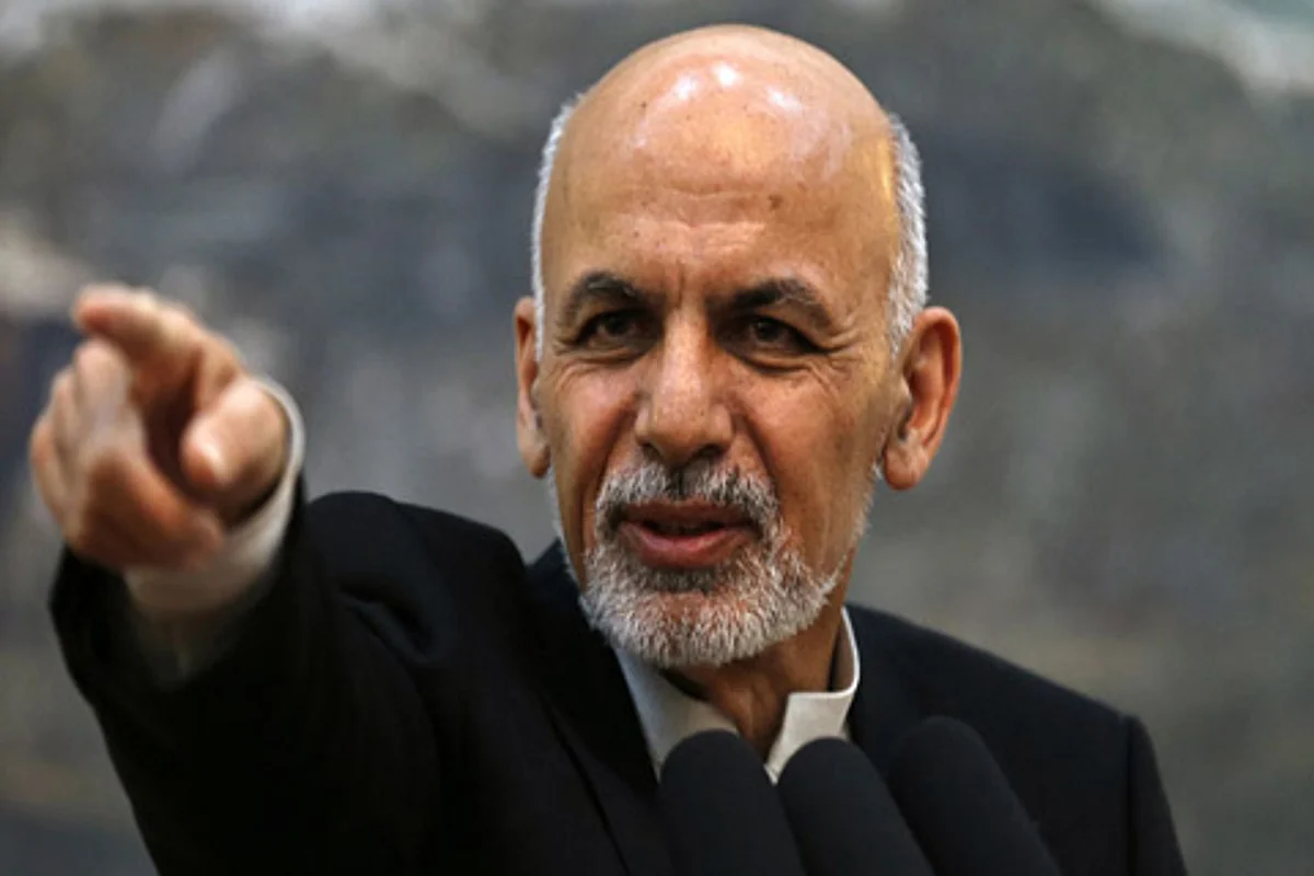 Afghan president flees the country as Taliban move on Kabul