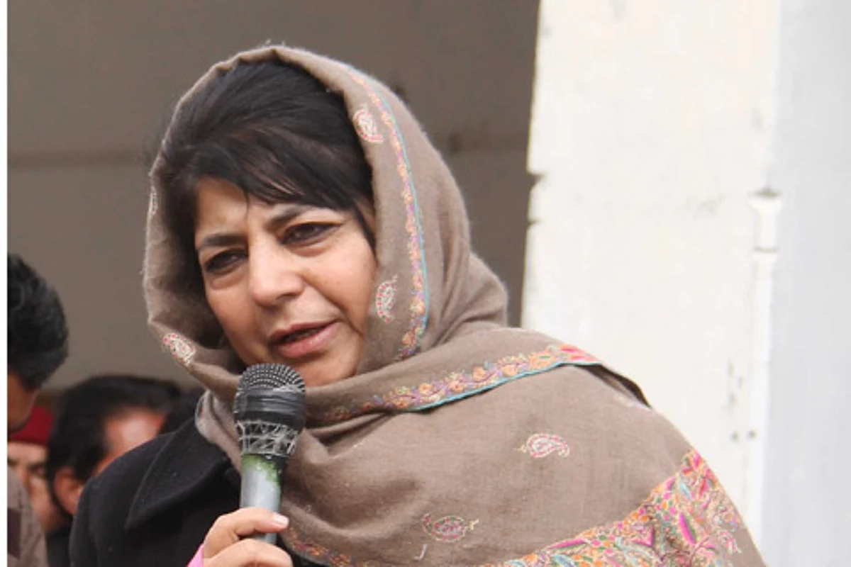 Mehbooba, Vohra pay rich tributes to Mirza Afzal Baig