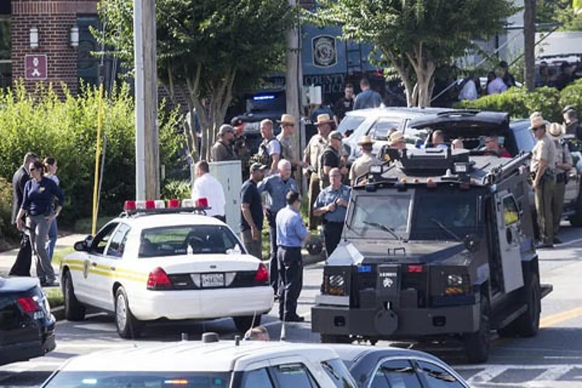 Five killed in US newsroom shooting, suspect detained