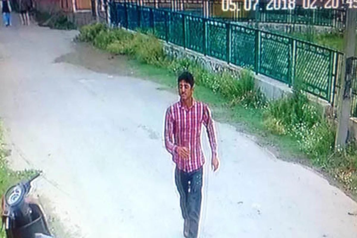 Police seeks help to identify suspect in two-wheeler theft case