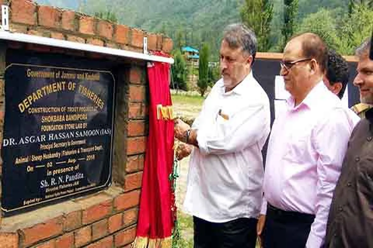 Samoon lays foundation of 6.3-cr trout project in Bandipora