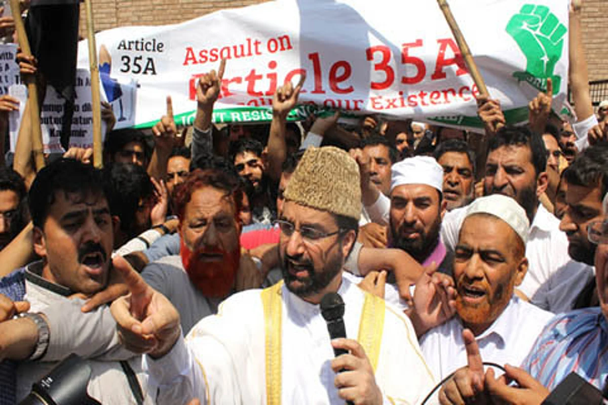 Will launch mass agitation if Article 35-A tinkered with: Mirwaiz
