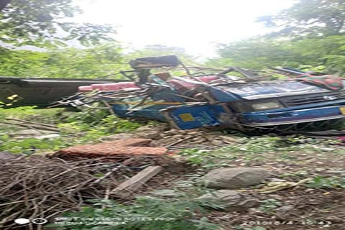 3 critically injured as vehicle plunges into gorge