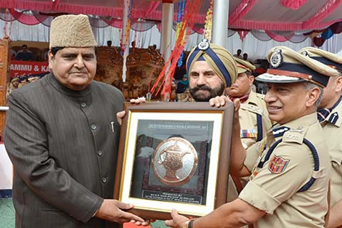 J&K Police proving its mettle in difficult times: Advisor Vyas
