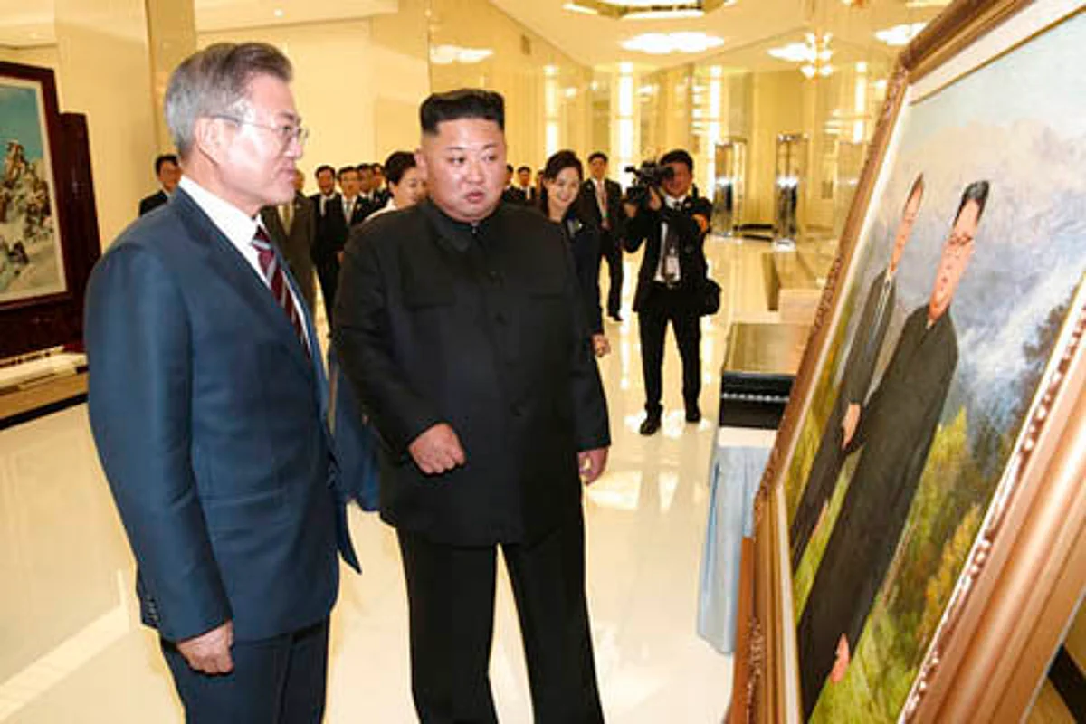Moon, Kim take historic trip to sacred North Korean mountain