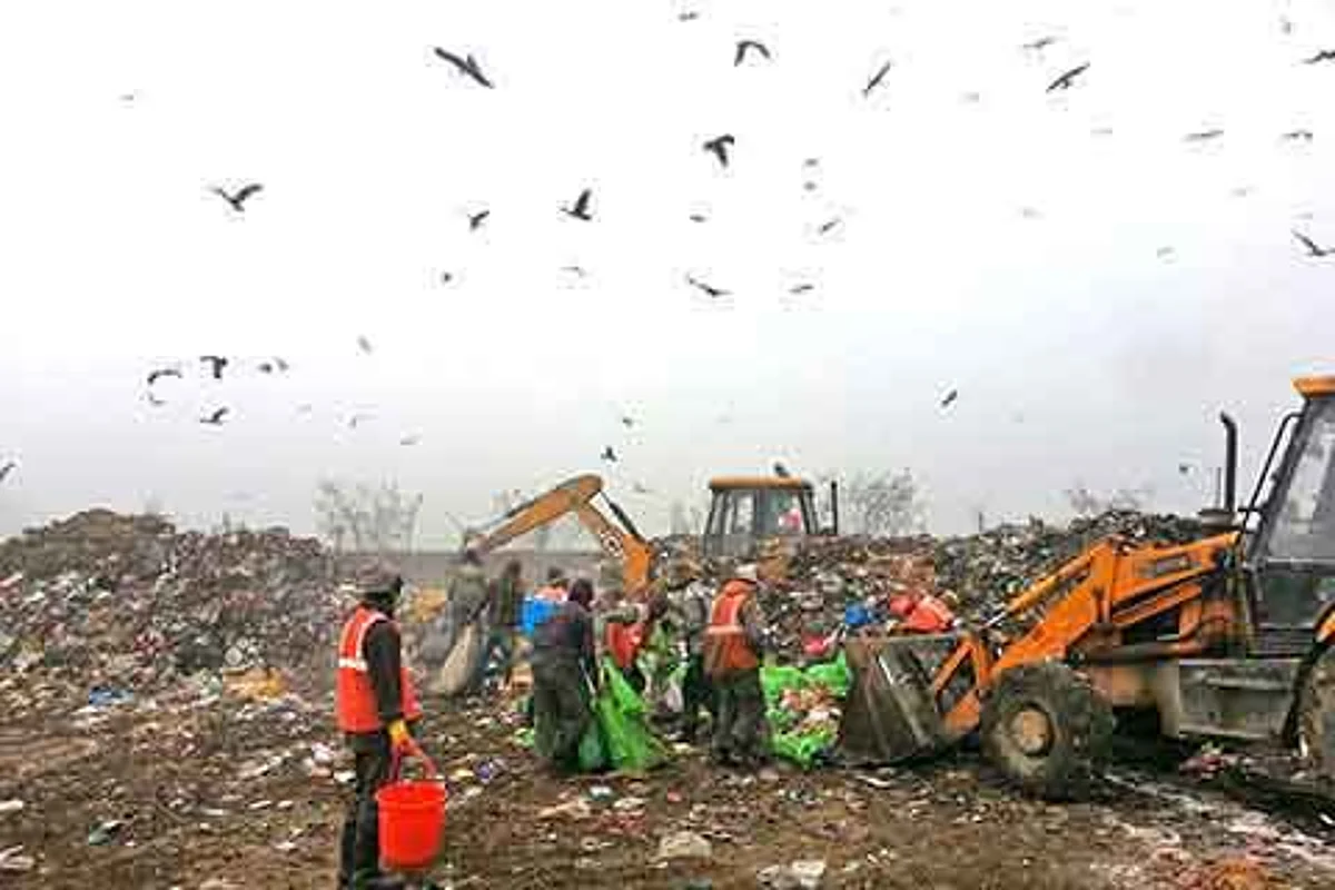 Lack of sanitation at Achan garbage dump triggers protest