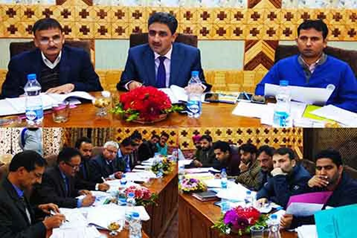 DDC Kupwara chairs DLRC meeting