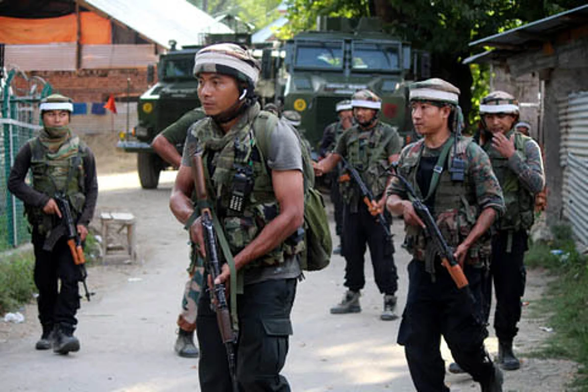 Three militants killed, two soldiers wounded in Kulgam gunfight: Kashmir Police