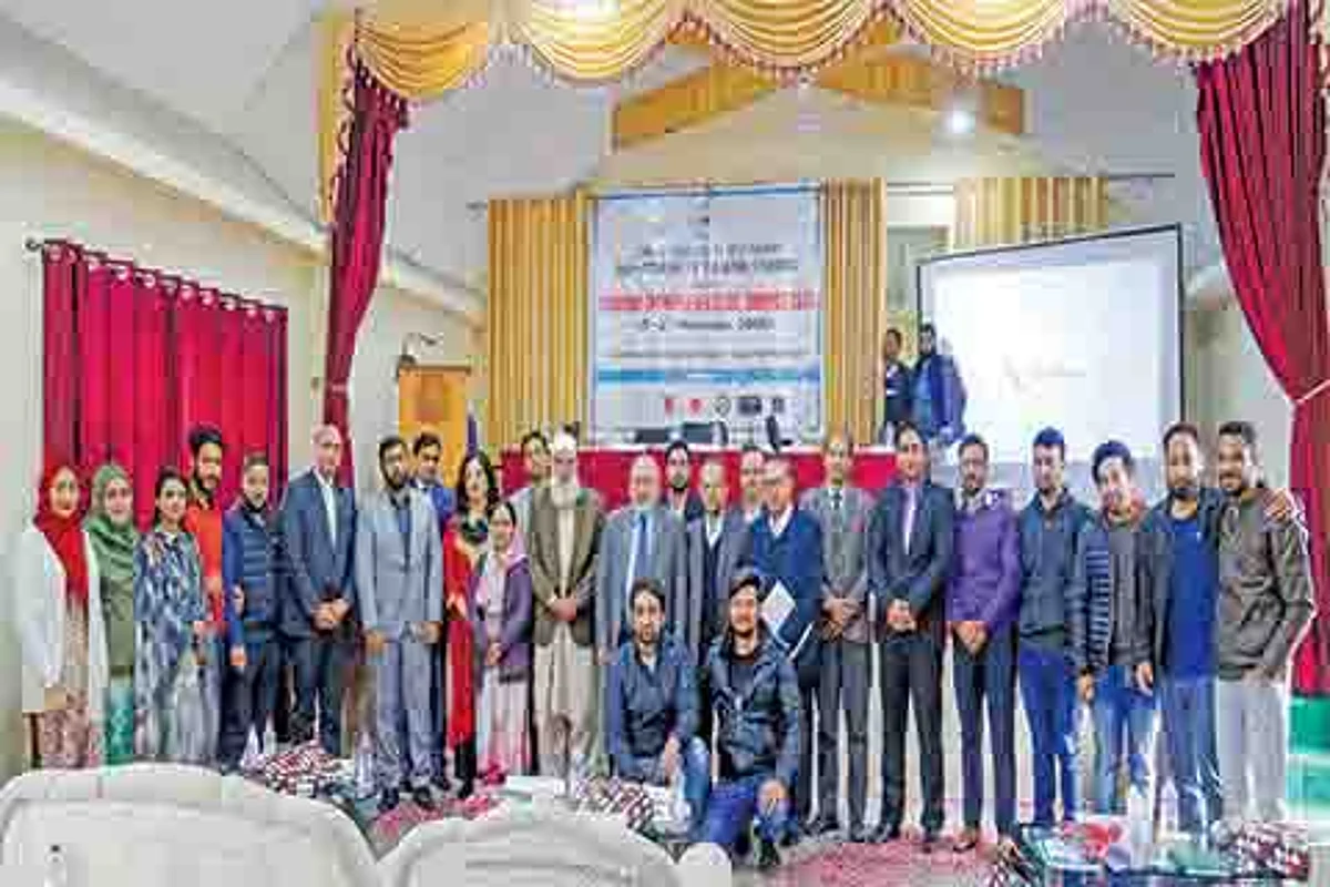 Tourism entrepreneurship in Kashmir