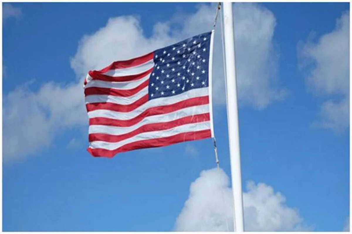 US warns Russia of large-scale sanctions over Ukraine