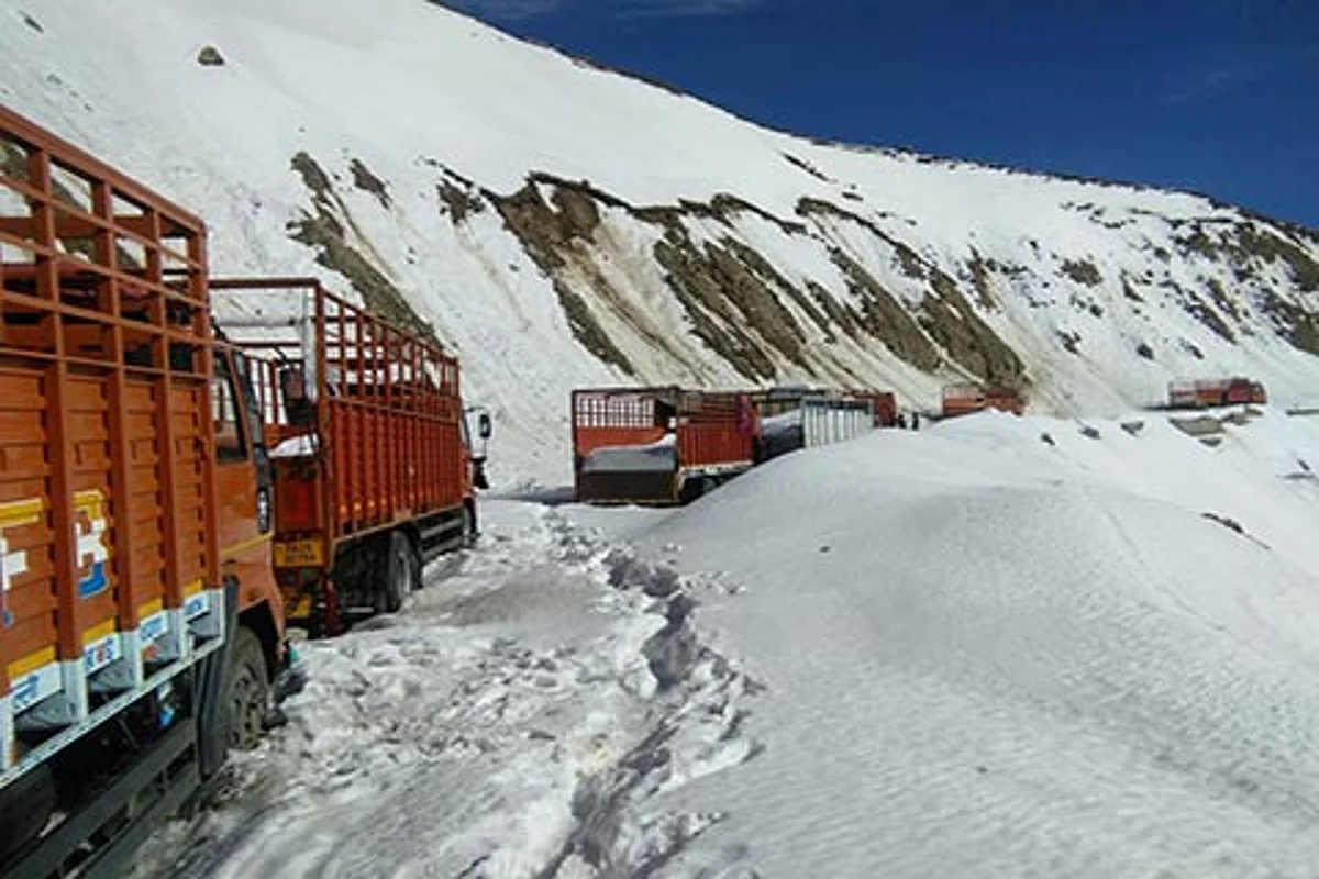 Mughal Road reopens for traffic