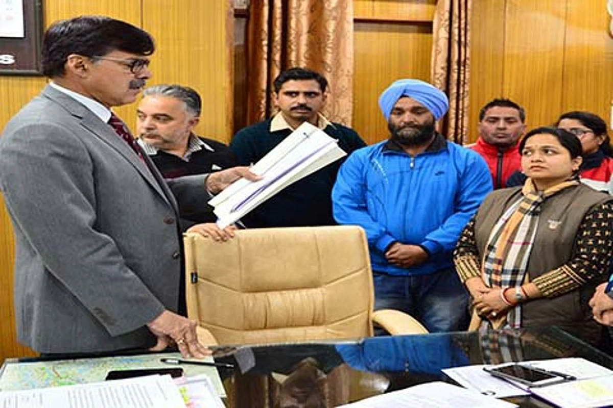 Delegations, individuals meet Advisor Kumar