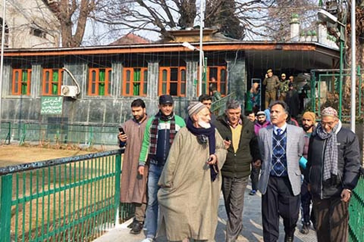 Strengthening Wakf needs societal involvement, accountability: Advisor Ganai