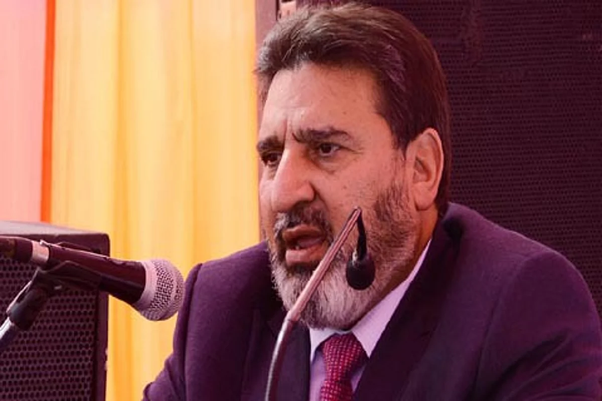 PDP frowns as Altaf Bukhari backs Omar’s ‘no to coalition’ idea