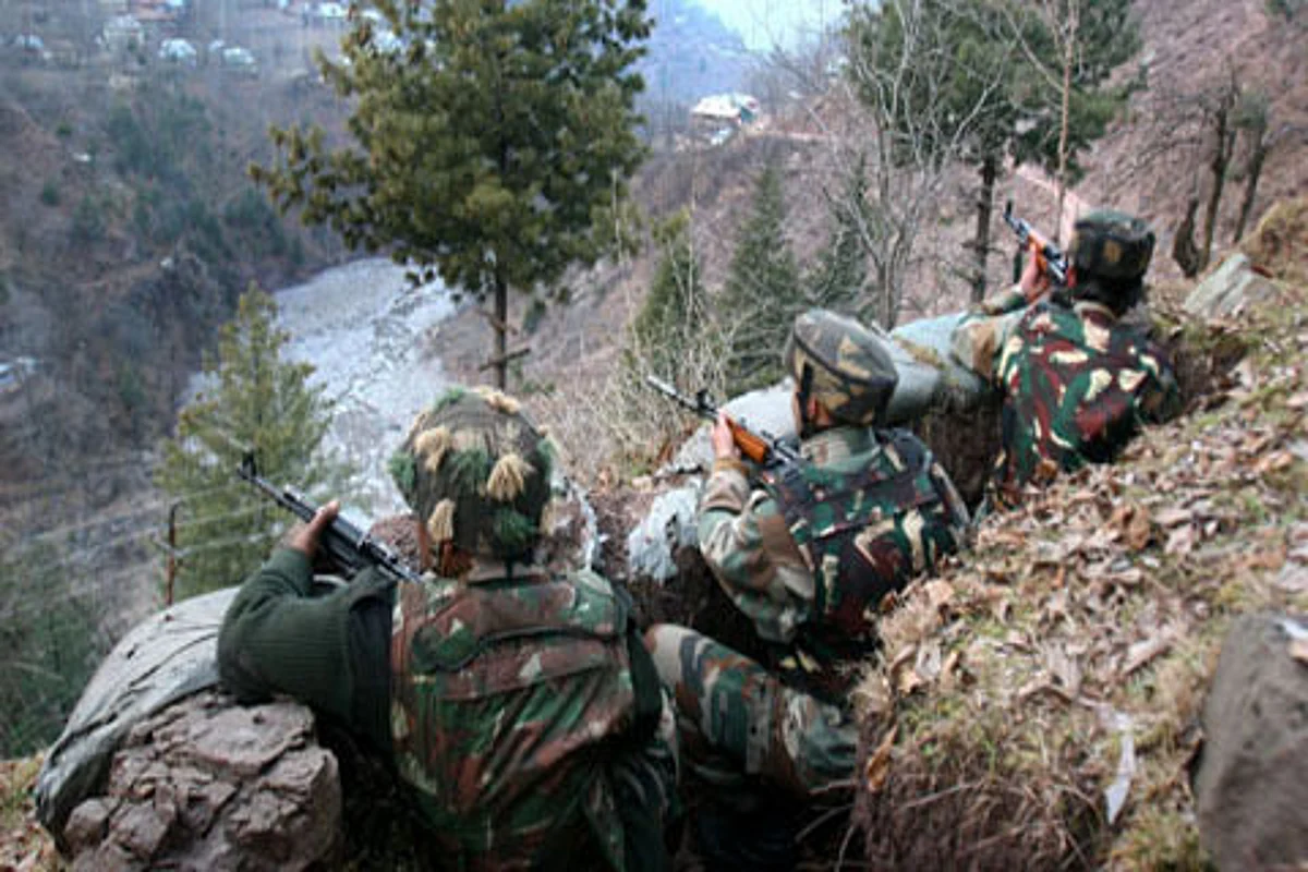 Two border guards wounded as India, Pakistan trade fire along LoC in Rajouri
