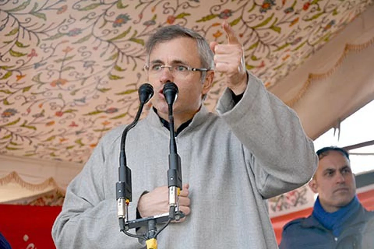 Create conducive atmosphere for assembly polls: Omar to Governor