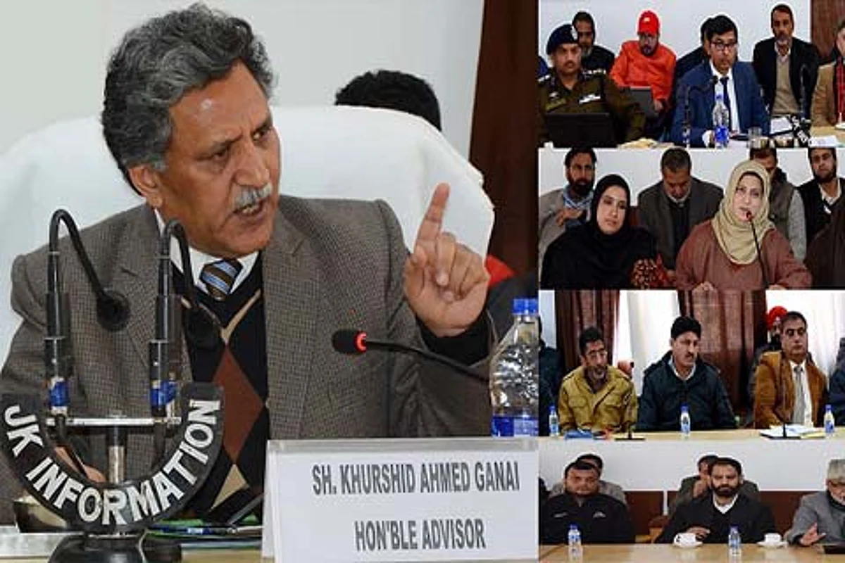 Advisor Ganai listens to people’s issues at Poonch