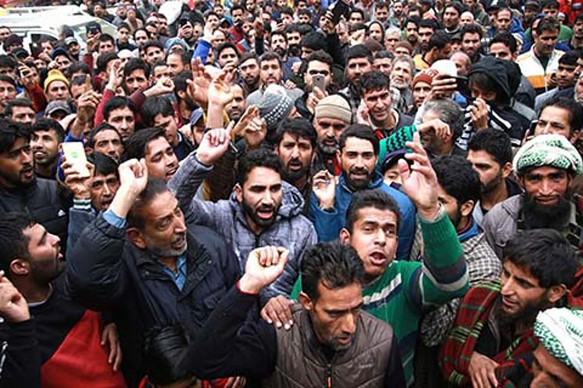 Passengers stranded in Jammu demand airlifting