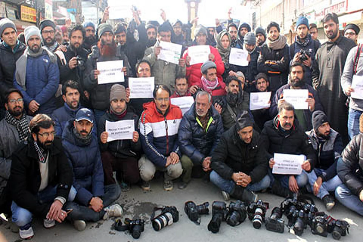Kashmir media outraged as govt bars journalists from R-Day function