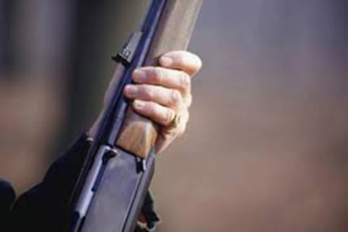 Guard opens fire in Sopore