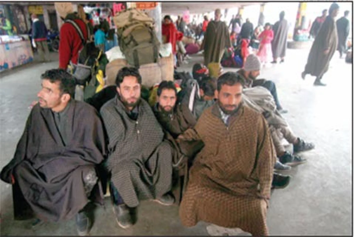 Stranded passengers ask where is administration