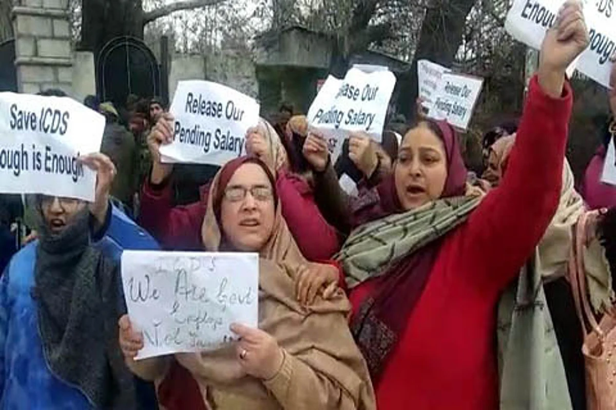 ICDS workers protest in Sopore, demand long-pending salaries
