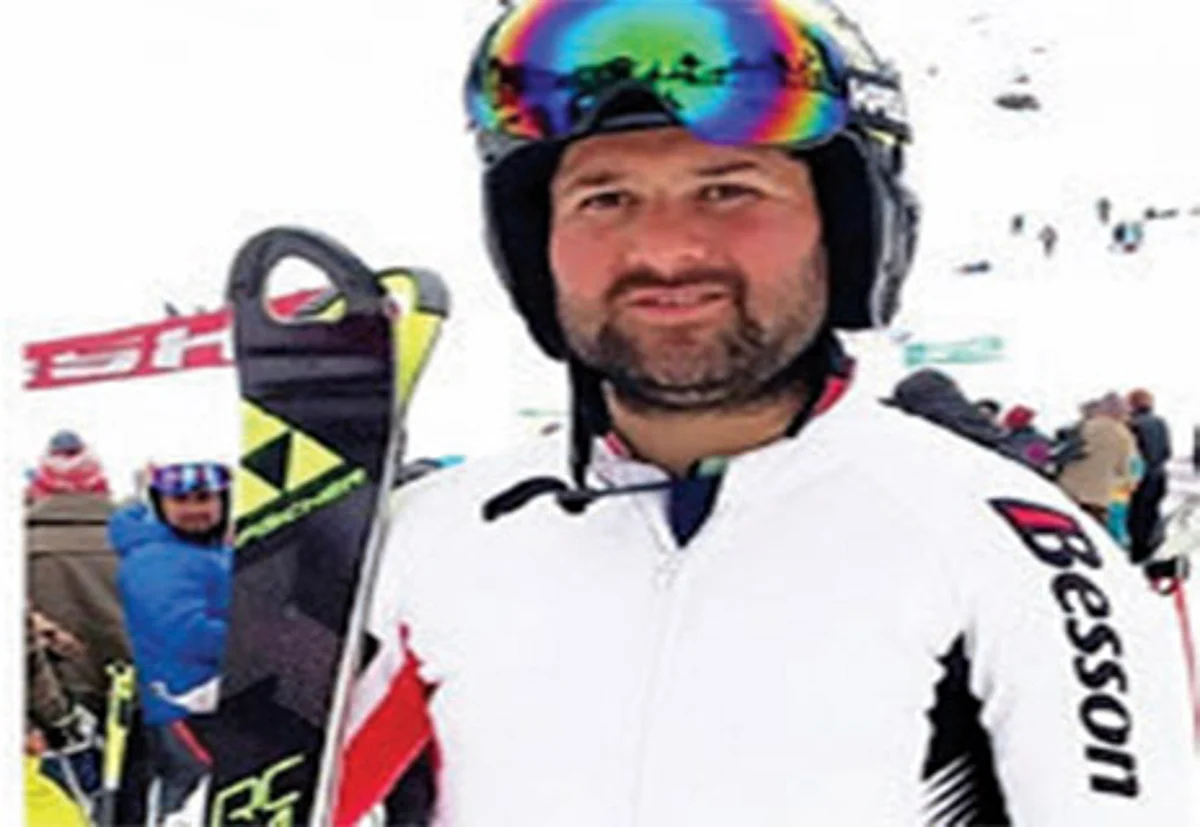 National Ski Championship: Kashmir skier Bilal Sheikh wins silver medal