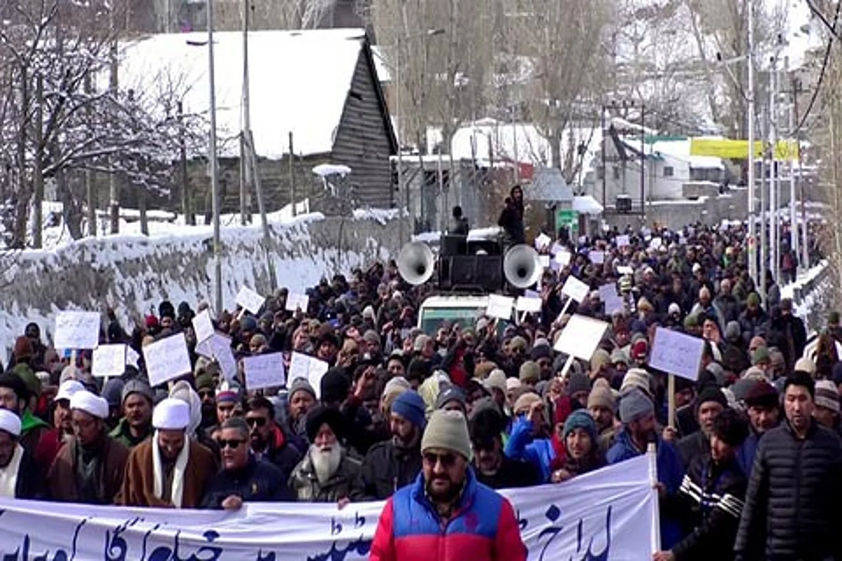 DIVISIONAL STATUS FOR LADAKH; Headquarters row: Anger spills on to streets in Kargil