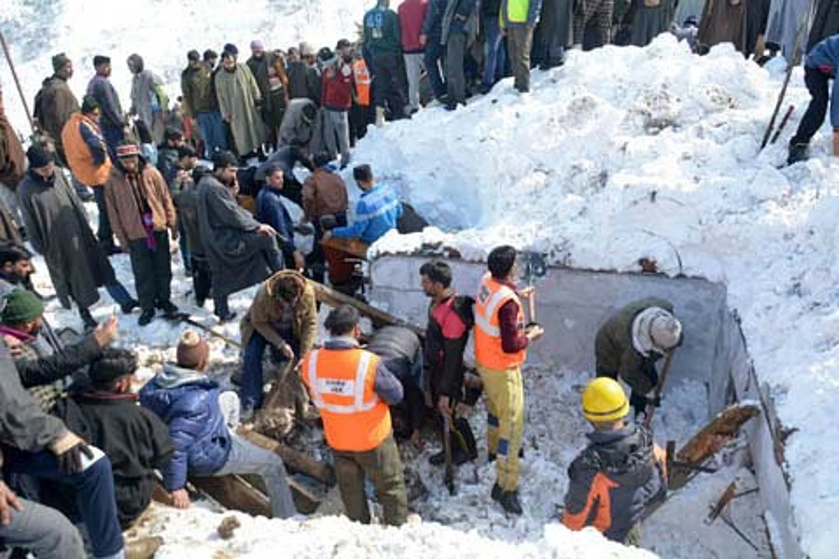 SOUTH KASHMIR AVALANCHE: Deceased Ganderbal cop leaves behind 3 minor daughters