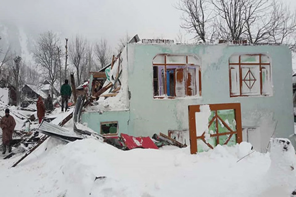 55 houses damaged in Gurez avalanche