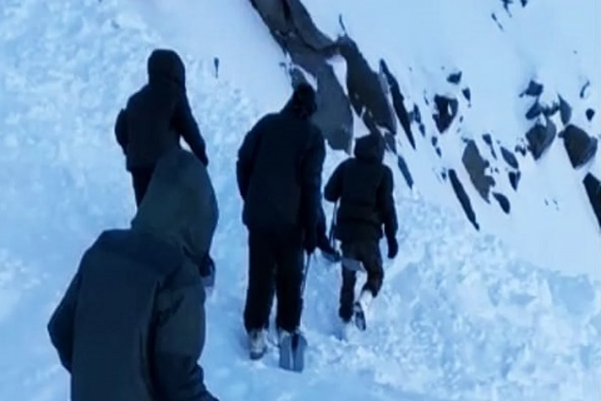 Man injured after avalanche hits Ajas in north Kashmir