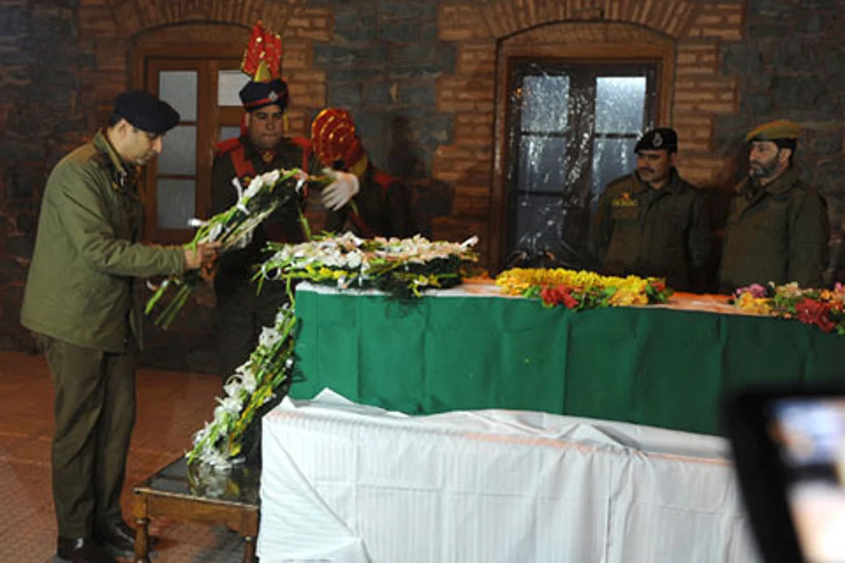 Senior police officer, soldier, three militants killed in Kulgam gunfight