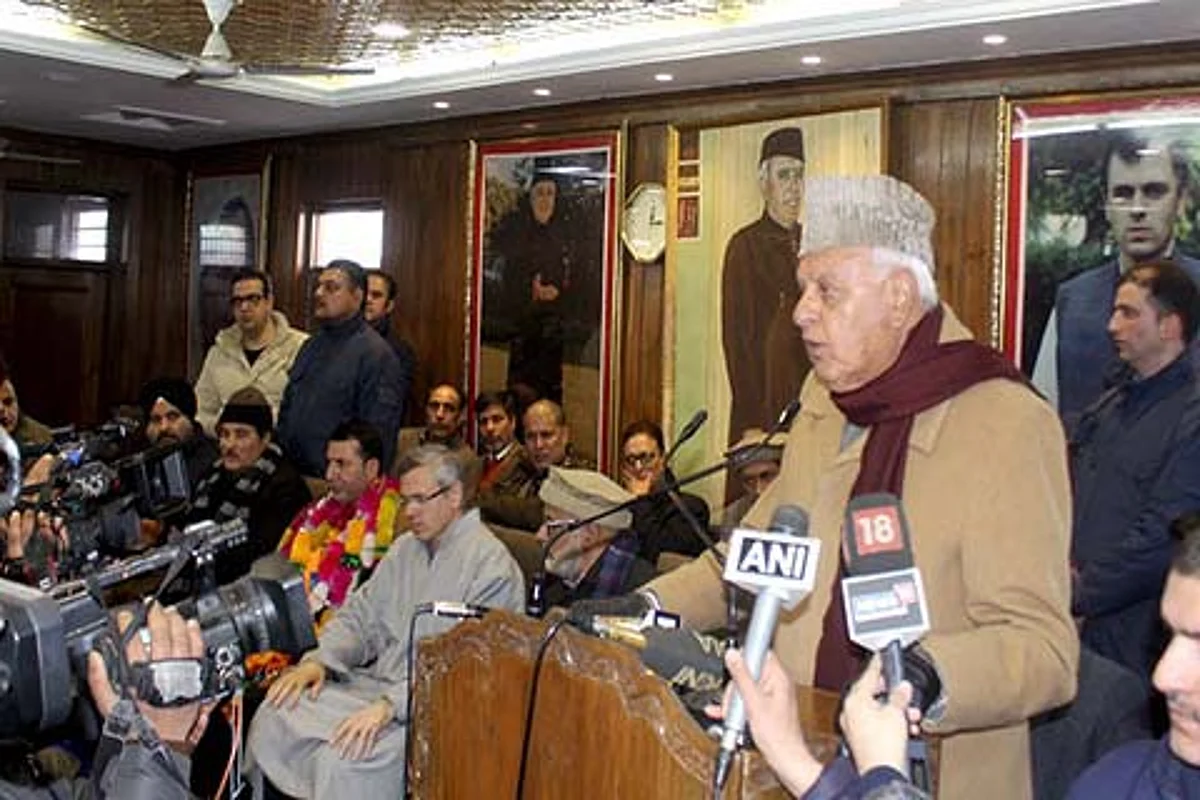 Attempts being made to create war hysteria: Farooq Abdullah