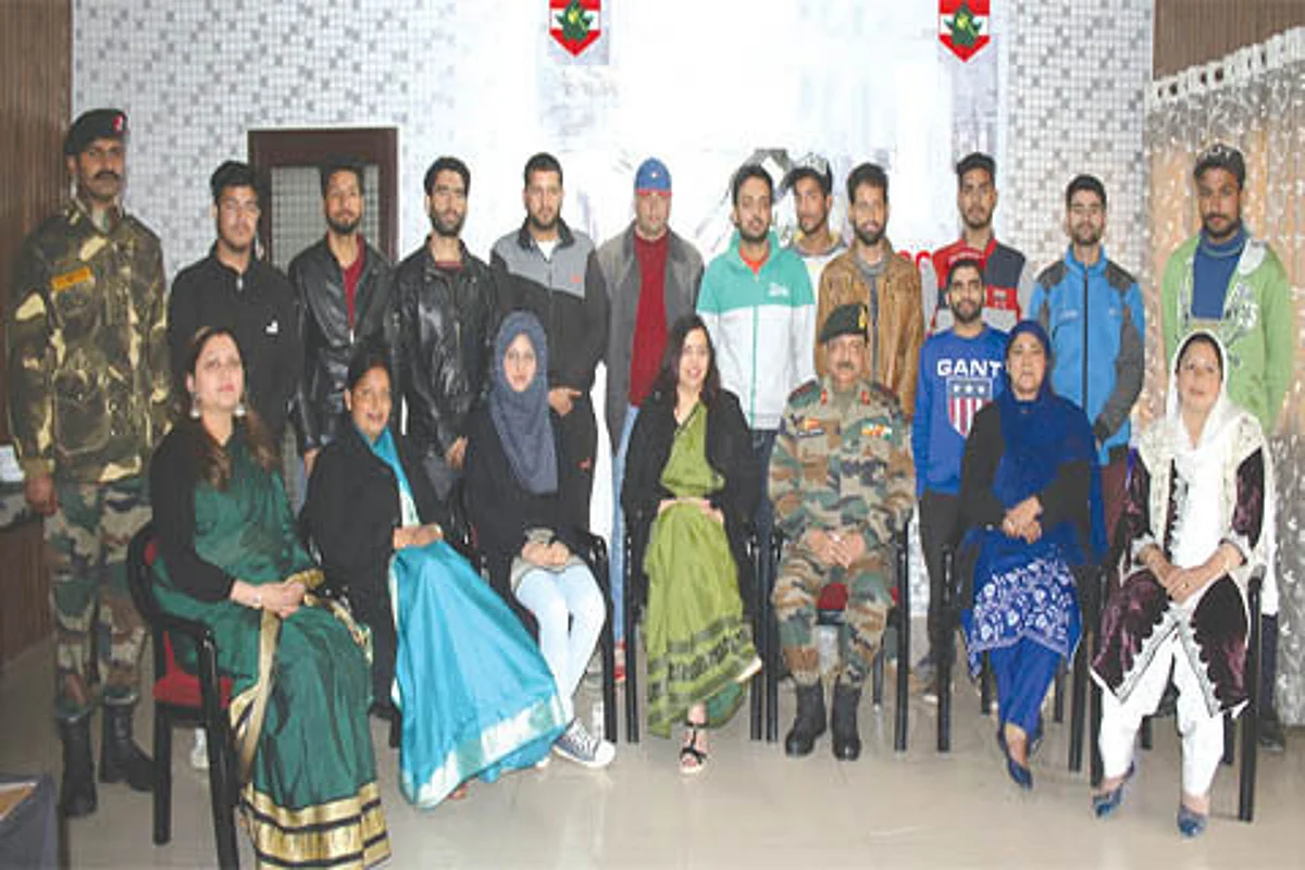 Army distributes sports kits among football, kickboxing players